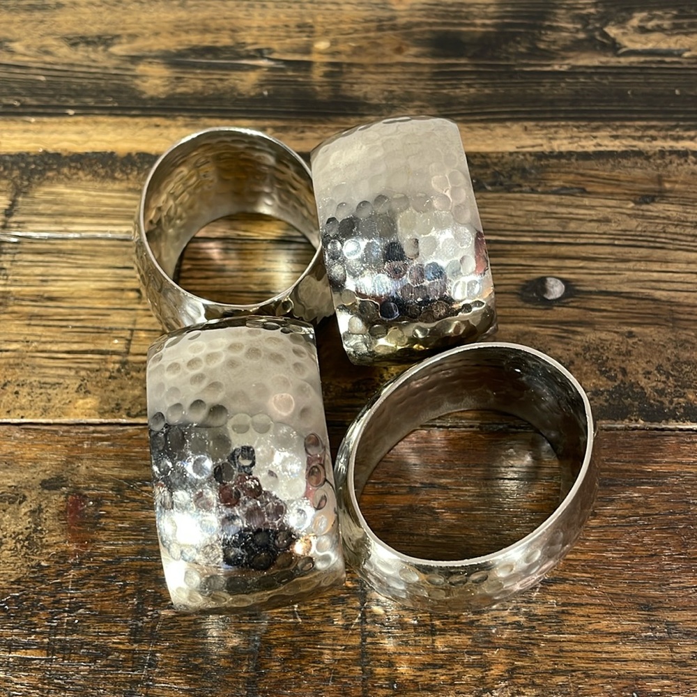 Hammered napkin ring set of 4